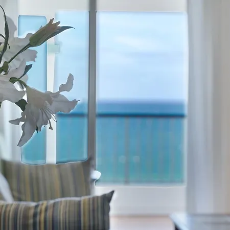 Edificio Nautilus Daire Bajamar (La Laguna)